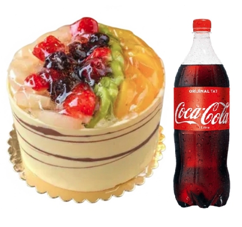 4 ile 6 kişilik karışık mevsim meyveli yaş pasta 1 lt cola bugün fırından taze çıktı alın. Nevşehir pasta